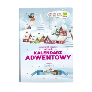 super fudgio kalendarz adwentowy z czekoladkami z cukrem trzcinowym; kartonik z zimowym krajobrazem domki pokryte śniegiem; logo super fudgio