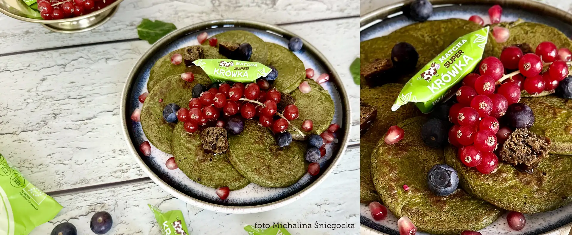 superfudgio-zielone-pancakes-z-tofu super fudgio wegańskie pancakes z tofu podany na talerzyku, udekorowane porzeczkami i borówkami oraz cukierkiem super krówka z matchą