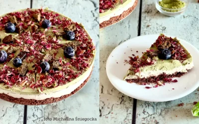 Sernik z nerkowców z matchą